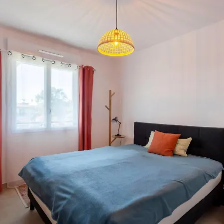 Apartment Le Clos Jardin-2 By Interhome Bormes-les-Mimosas